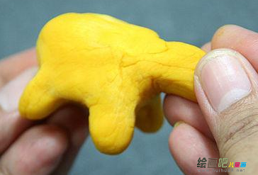 橡皮泥手工制作：粘土教程 教你制作可爱粘土龙