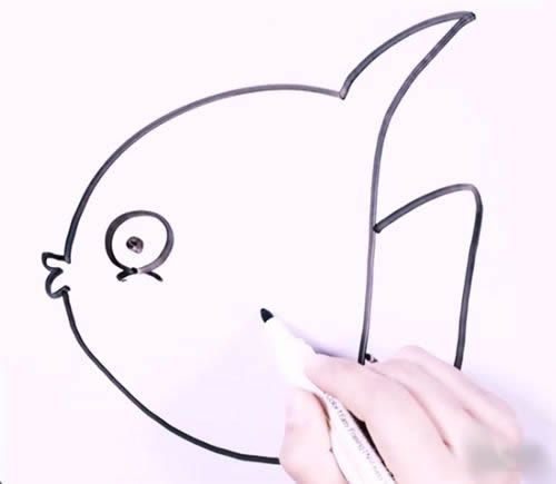 简笔画热带鱼的画法 热带鱼简笔画步骤图片